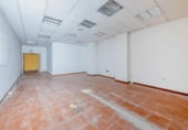 Local comercial en venta con 570m² en Santiago de Compostela, en la zona de A Pontepedriña, Rúa Vedra foto