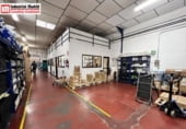 342m² warehouse industrial for sale in Arganda del Rey, Calle de la Encina photo