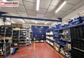 342m² warehouse industrial for sale in Arganda del Rey, Calle de la Encina photo
