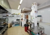 298m² restaurant for sale in Santander, Calle San Luis photo