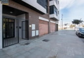 Local comercial en venta con 348m² en Armilla, Avenida del Desarrollo foto