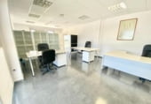 Oficina
en venda
amb 78m² a Lorca, Avenida Río Duero foto