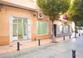 Local comercial en venta con 60m² en El Ejido, Calle Párroco José Jiménez foto