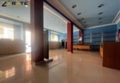 91m² commercial premises for sale in Bilbao, in the area of San Ignacio, Avenida Lehendakari Aguirre photo