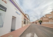 Local comercial en venta con 332m² en Los Alcázares, Calle Berlín foto