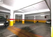 1545m² salle de sport pour vente à Pampelune, dans le quartier de Azpilagaña, Calle Luis Morondo photo