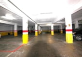 1545m² salle de sport pour vente à Pampelune, dans le quartier de Azpilagaña, Calle Luis Morondo photo