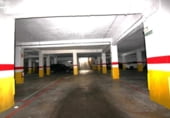 1545m² salle de sport pour vente à Pampelune, dans le quartier de Azpilagaña, Calle Luis Morondo photo