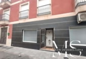 210m² commercial premises for sale in Viator, Calle Real photo
