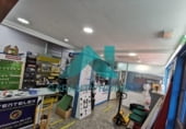 200m² commercial premises for sale in Cáceres, in the area of The Peru, Calle Lima photo