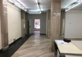 304m² locaux commerciaux pour vente à Cáceres, dans le quartier de Reyes Huertas, Calle Antonio Reyes Huertas photo
