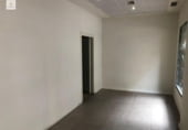 304m² locaux commerciaux pour vente à Cáceres, dans le quartier de Reyes Huertas, Calle Antonio Reyes Huertas photo