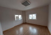 60m² office for sale in Cáceres, in the area of The Rodeo, Avenida de los Pilares photo