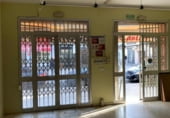 Local comercial en venta con 85m² en Sevilla, en la zona de Nervión, Calle Valeriano Bécquer foto