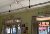 Local comercial en venta con 85m² en Sevilla, en la zona de Nervión, Calle Valeriano Bécquer foto