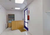 127m² commercial premises for sale in Madrid, in the area of University, Calle del Espíritu Santo photo