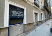 127m² commercial premises for sale in Madrid, in the area of University, Calle del Espíritu Santo photo