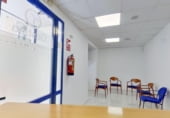 127m² commercial premises for sale in Madrid, in the area of University, Calle del Espíritu Santo photo