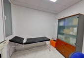 127m² commercial premises for sale in Madrid, in the area of University, Calle del Espíritu Santo photo