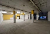530m² commercial premises for sale in Avilés, Plaza de la Merced photo