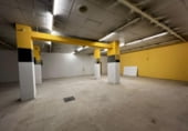 530m² commercial premises for sale in Avilés, Plaza de la Merced photo