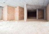 183m² commercial premises for sale in Granada, in the area of San Jerónimo Neighborhood, Calle Lucena photo