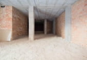 183m² commercial premises for sale in Granada, in the area of San Jerónimo Neighborhood, Calle Lucena photo