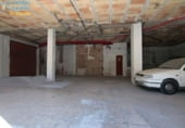 Local comercial en venta con 185m² en Gabia Grande, Calle Fuerte foto
