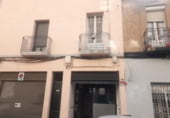 Edificio en venta con 140m² en Sabadell, Carrer de l'Escola Pia foto