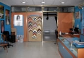 Local comercial en venta con 110m² en Sabadell, Avinguda de Lluís Companys foto