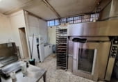 64m² bakery for sale in Sabadell, Carrer dels Pins photo
