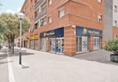 100m² commercial premises for sale in Barberà del Vallès, Carrer de Linares photo