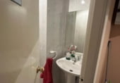 200m² commercial premises for sale in Ponferrada, Avenida El Castillo photo