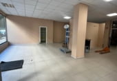200m² commercial premises for sale in Ponferrada, Avenida El Castillo photo
