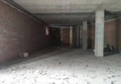 345m² commercial premises for sale in Alcarràs, Carrer Ausiàs March photo
