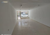 70m² commercial premises for sale in Marchena, Calle Madre de Dios photo