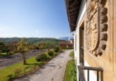 980m² building residential for sale in Oviedo, photo