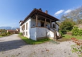 980m² building residential for sale in Oviedo, photo