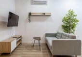 Local comercial en venta con 92m² en Valencia, en la zona de Monteolivete, Calle Granada foto