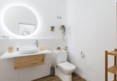 Local comercial en venta con 92m² en Valencia, en la zona de Monteolivete, Calle Granada foto