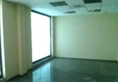 220m² commercial premises for sale in Mataró, Carrer Juan Sebastián Elcano photo