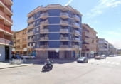 220m² commercial premises for sale in Mataró, Carrer Juan Sebastián Elcano photo