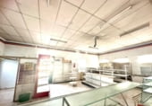 Local comercial en venta con 110m² en Cieza, Calle Doña Adela foto