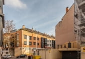 Edifici
en venda
amb 337m² a Madrid, a la zona de Campament, Paseo de Extremadura foto