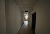 269m² commercial premises for sale in Guadalajara, Calle Miguel Hernández photo