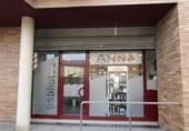 38m² salon de coiffure pour vente à Roda de Ter, Avinguda de Tecla Sala photo