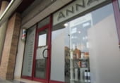38m² salon de coiffure pour vente à Roda de Ter, Avinguda de Tecla Sala photo
