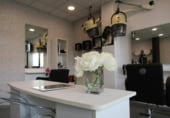 38m² salon de coiffure pour vente à Roda de Ter, Avinguda de Tecla Sala photo