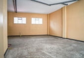 156m² locaux commerciaux pour vente à Carballo, Rúa Vila de Laxe photo