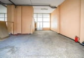 156m² locaux commerciaux pour vente à Carballo, Rúa Vila de Laxe photo